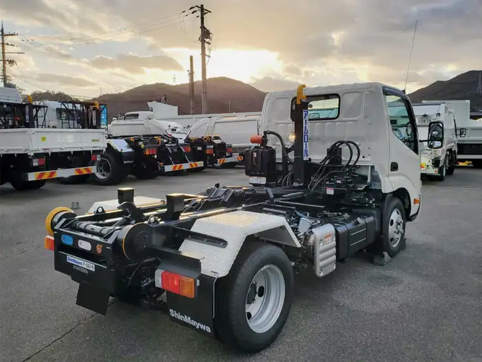 日野 デュトロ 小型 アームロール ツインホイスト 2RG-XZU605Mの中古トラック画像4
