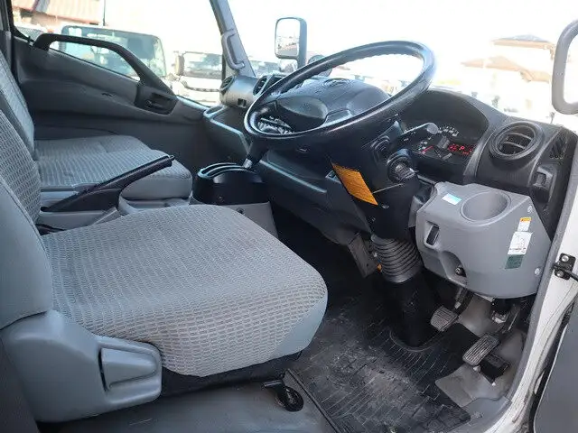 トヨタ トヨエース 小型 平ボディ TKG-XZC710 H29の中古トラック画像11
