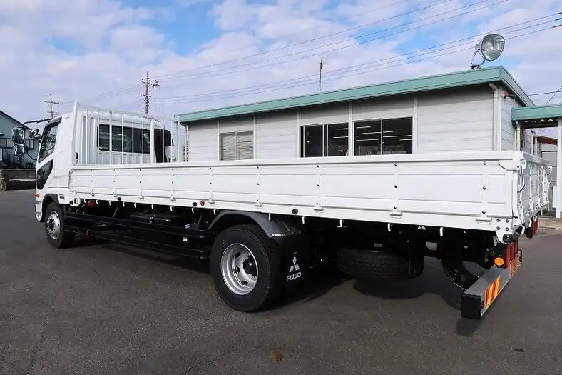 三菱 ファイター 中型/増トン 平ボディ ベッド 2KG-FK62FZの中古トラック画像5