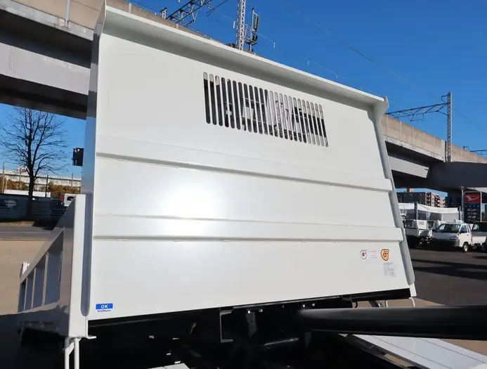 三菱 キャンター 小型 ダンプ ローダー 2RG-FBA60の中古トラック画像5