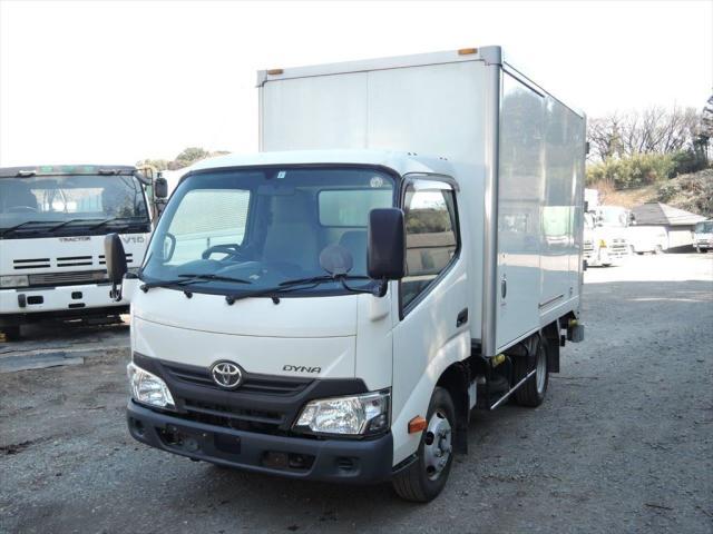 トヨタ ダイナ 小型 アルミバン 10尺 TKG-XZU605
