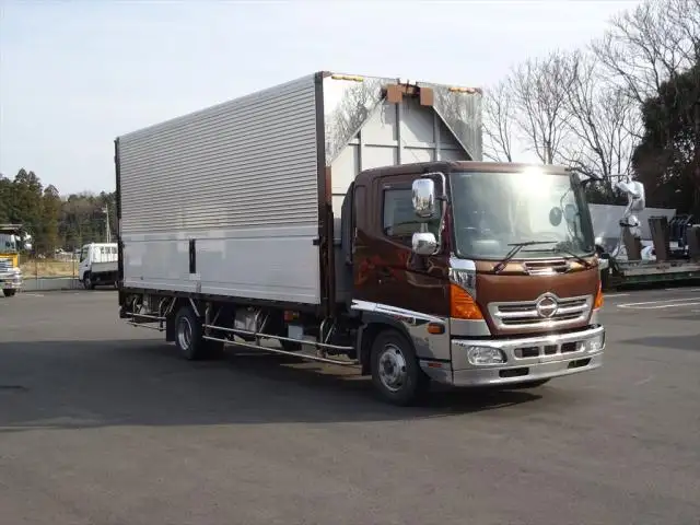 日野 レンジャー 中型/増トン ウイング ベッド TKG-FD9JLAAの中古トラック画像2