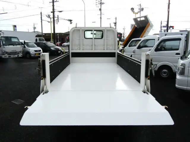トヨタ トヨエース 小型 平ボディ パワーゲート 床鉄板の中古トラック画像4