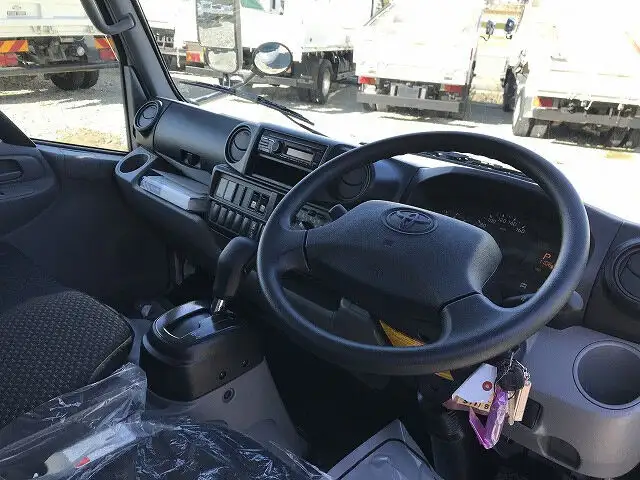 トヨタ ダイナ 小型 アルミバン サイドドア 3BF-TRY230の中古トラック画像11