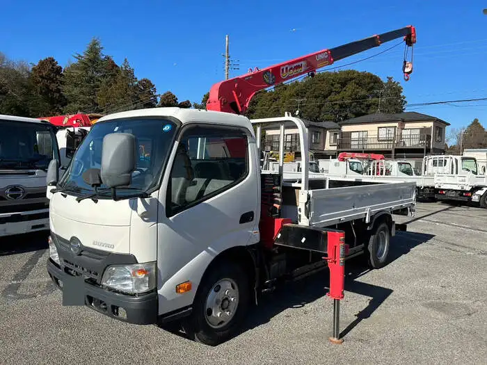 日野 デュトロ 小型 クレーン付 3段 ラジコンの中古トラック画像1