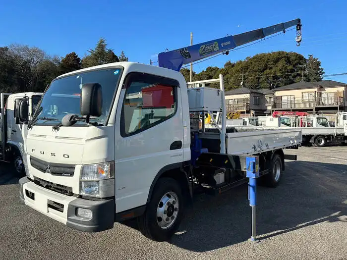 三菱 キャンター 小型 クレーン付 4段 ラジコンの中古トラック画像1