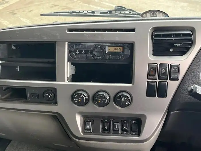 日産UD コンドル 中型/増トン ウイング パワーゲート エアサスの中古トラック画像15