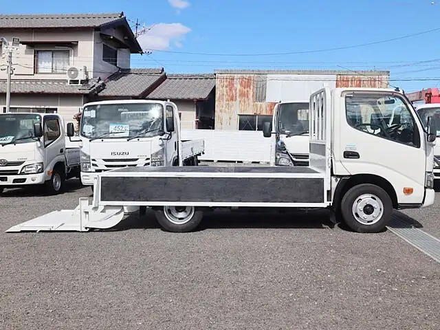 日野 デュトロ 小型 平ボディ パワーゲート TKG-XZC605Mの中古トラック画像8