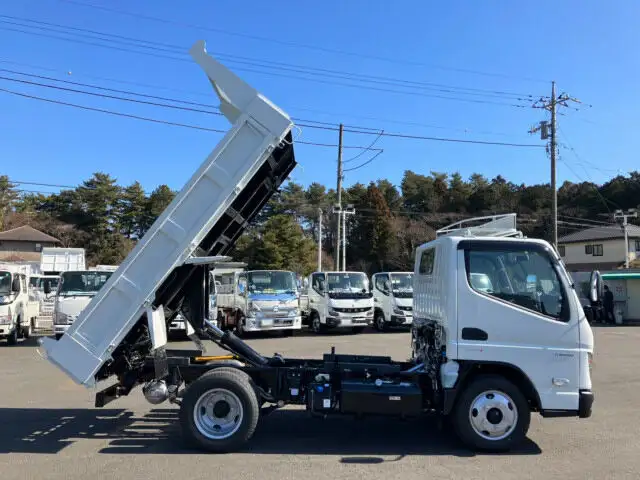 三菱 キャンター 小型 ダンプ 強化 2RG-FBA60の中古トラック画像4