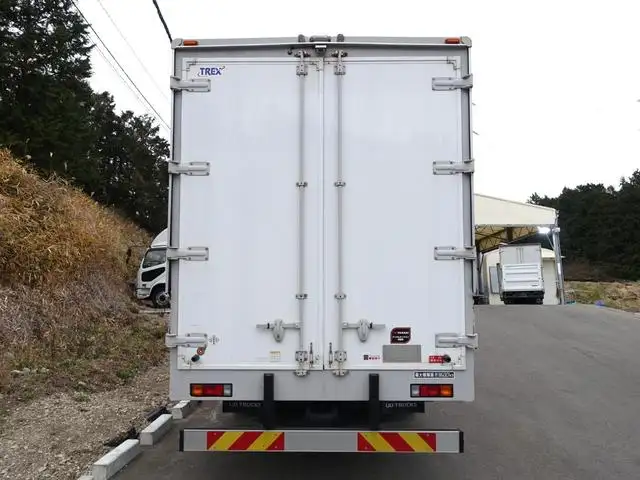 三菱 キャンター 小型 ウイング TKG-FED9Y H27の中古トラック画像3