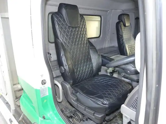 日産UD コンドル 中型/増トン ウイング エアサス ベッドの中古トラック画像9