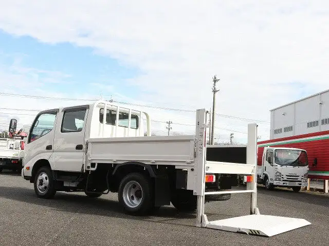 日野 デュトロ 小型 平ボディ Wキャブ パワーゲートの中古トラック画像11