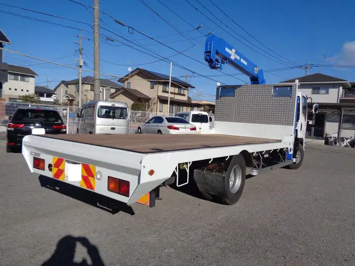 いすゞ フォワード 中型/増トン 車両重機運搬 3段クレーン ラジコンの中古トラック画像3