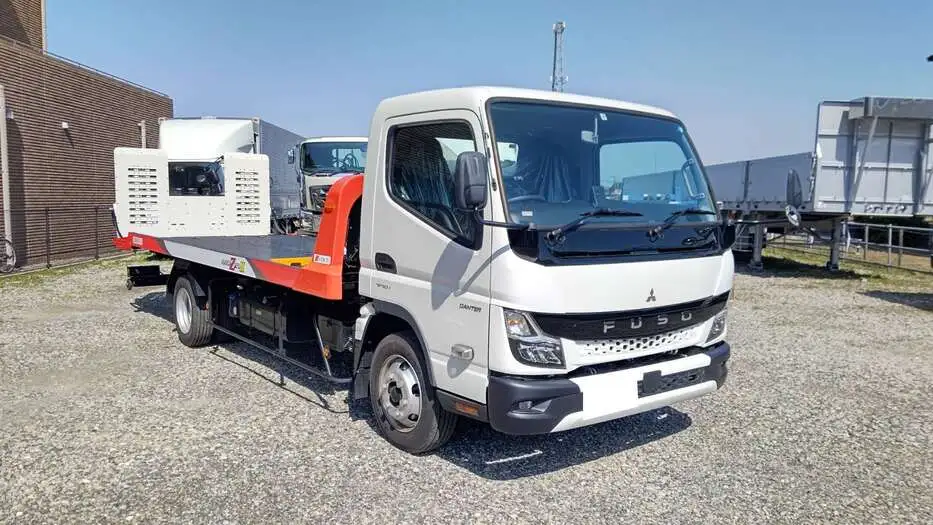 三菱 キャンター 小型 車両重機運搬 ラジコン ウインチの中古トラック画像2