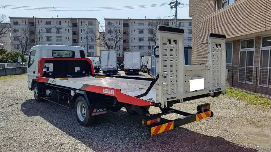 三菱 キャンター 小型 車両重機運搬 ラジコン ウインチの中古トラック画像3