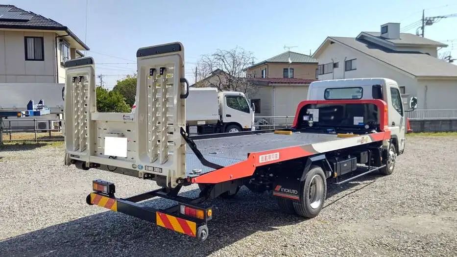 三菱 キャンター 小型 車両重機運搬 ラジコン ウインチの中古トラック画像4
