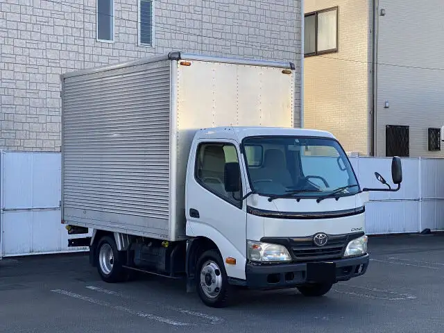 トヨタ ダイナ 小型 アルミバン サイドドア BDG-XZU308の中古トラック画像2