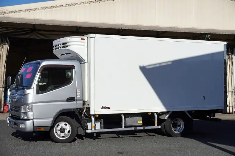日産UD その他 小型 冷凍冷蔵 低温 床アルミの中古トラック画像1