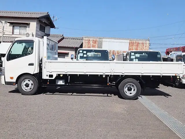 日野 デュトロ 小型 平ボディ 床鉄板 2KG-XZU720Mの中古トラック画像7