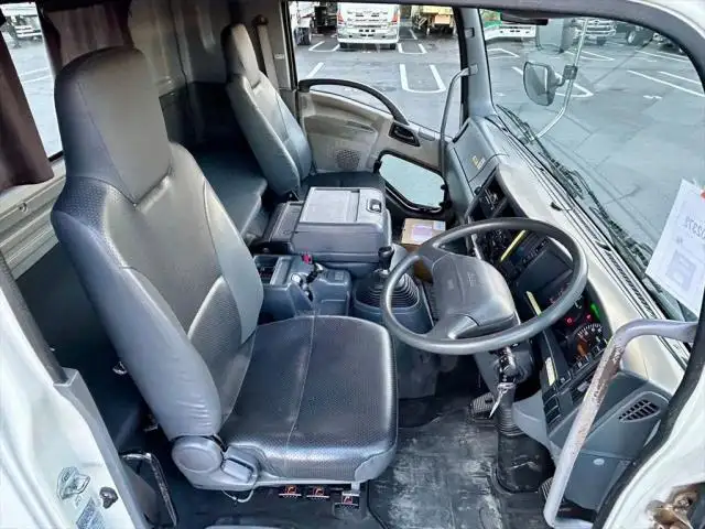 いすゞ フォワード 中型/増トン 車両重機運搬 ウインチ エアサスの中古トラック画像11