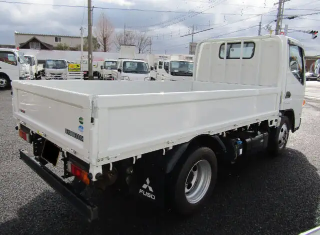 三菱 キャンター 小型 平ボディ 床鉄板 2RG-FBA50の中古トラック画像2
