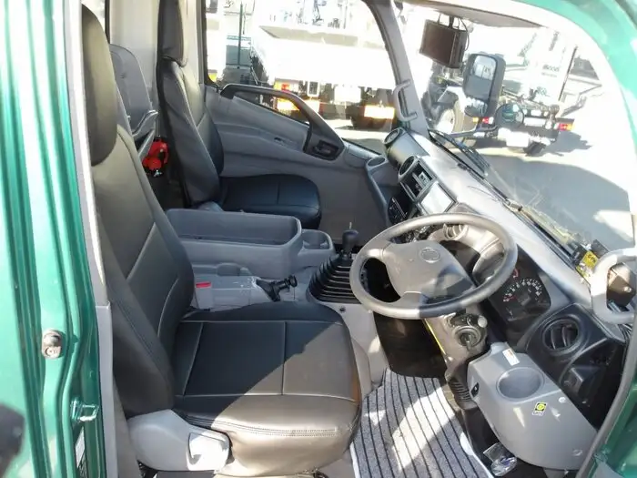 日野 デュトロ 小型 パッカー車 プレス式 2KG-XZU700Xの中古トラック画像12