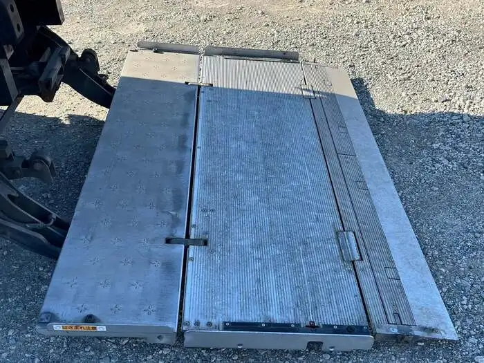 三菱 キャンター 小型 冷凍冷蔵 低温 パワーゲートの中古トラック画像13