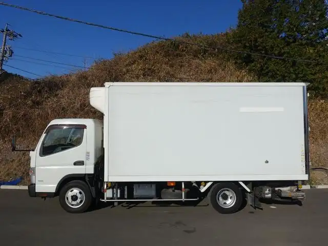 三菱 キャンター 小型 冷凍冷蔵 低温 パワーゲートの中古トラック画像4