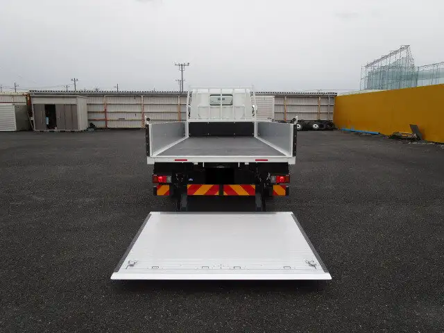 三菱 キャンター 小型 平ボディ パワーゲート アルミブロックの中古トラック画像7