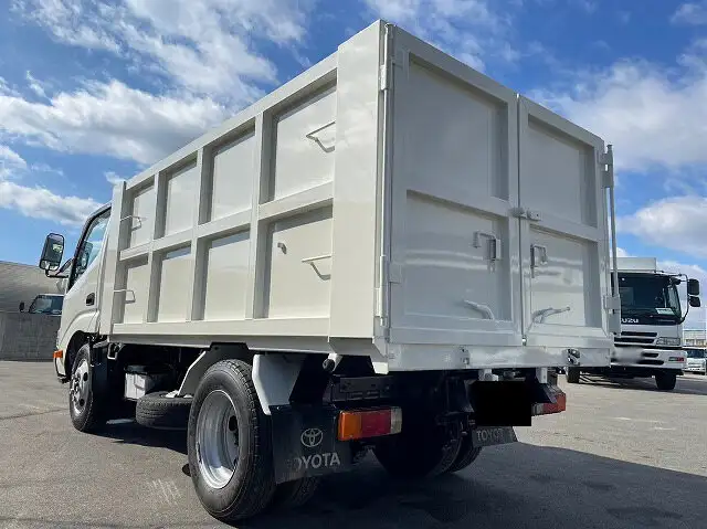 トヨタ ダイナ 小型 ダンプ 土砂禁 TKG-XZU620Dの中古トラック画像4