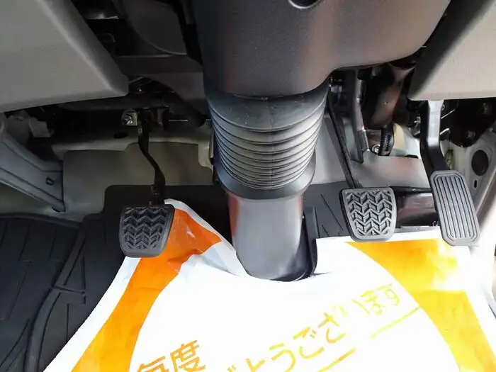 トヨタ ダイナ 小型 アルミバン 床鉄板 TKG-XZU675の中古トラック画像像17