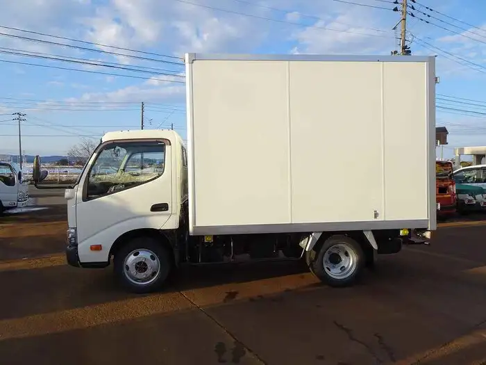 トヨタ ダイナ 小型 アルミバン 床鉄板 TKG-XZU675の中古トラック画像3