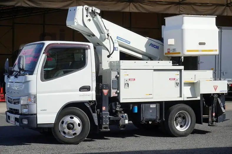 三菱 キャンター 小型 高所・建柱車 高所作業車 電工仕様の中古トラック画像1