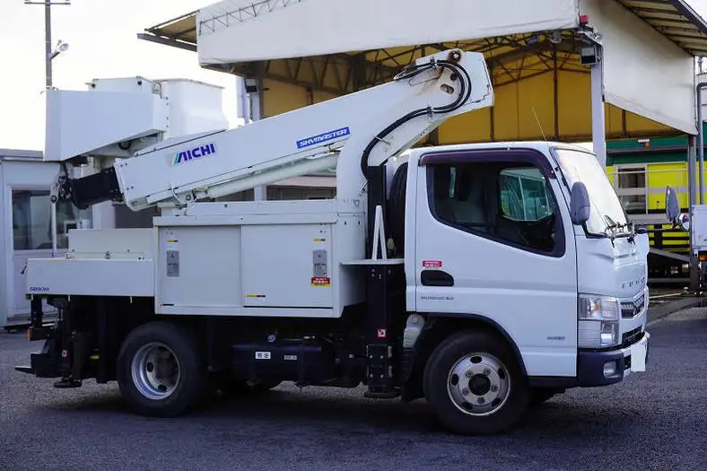 三菱 キャンター 小型 高所・建柱車 高所作業車 電工仕様の中古トラック画像3