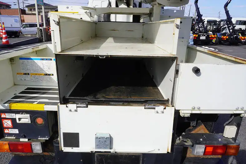 三菱 キャンター 小型 高所・建柱車 高所作業車 電工仕様の中古トラック画像10