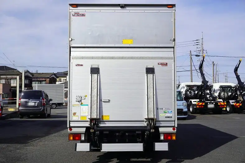 いすゞ エルフ 小型 アルミバン パワーゲート サイドドアの中古トラック画像3