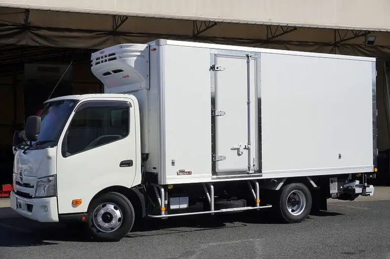 日野 デュトロ 小型 冷凍冷蔵 低温 パワーゲート の中古トラック【車両No.159935】