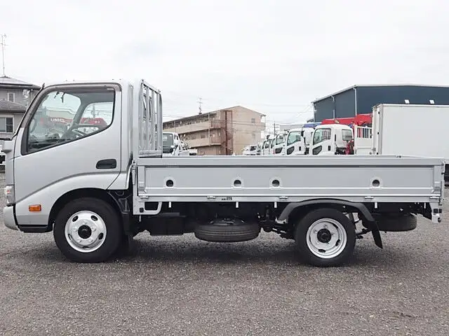 トヨタ トヨエース 小型 平ボディ 床鉄板 TKG-XZU605の中古トラック画像6