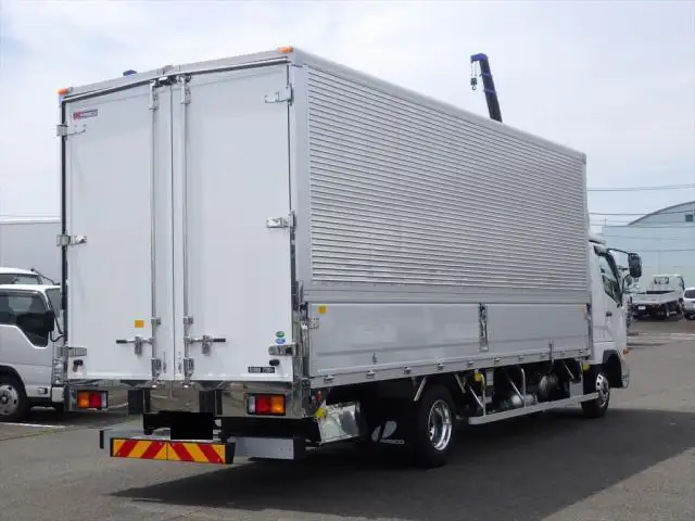 三菱 ファイター 中型/増トン ウイング エアサス ベッドの中古トラック画像4