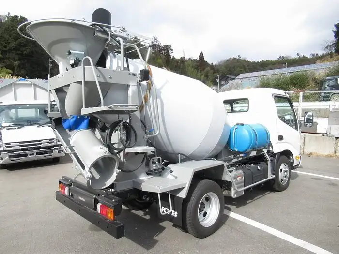 日野 デュトロ 小型 ミキサー・ポンプ 2PG-XZU600E R5の中古トラック画像3