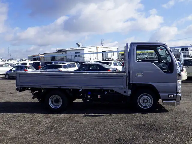 いすゞ エルフ 小型 平ボディ カスタム 2RG-NHR88Aの中古トラック画像2