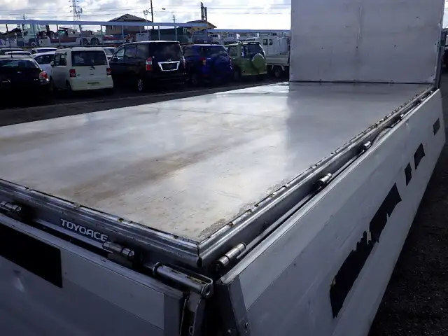 トヨタ トヨエース 小型 平ボディ アルミブロック TKG-XZU652の中古トラック画像9