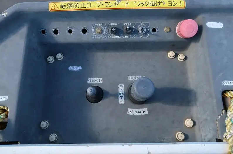 いすゞ エルフ 小型 高所・建柱車 高所作業車 BKG-NKR85ANの中古トラック画像16