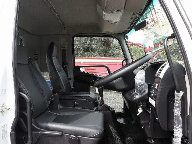 三菱 ファイター 中型/増トン 車両重機運搬 ラジコン ウインチの中古トラック画像13