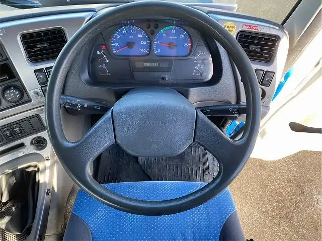 日産UD クオン 大型 ミキサー・ポンプ ベッド ADG-CW4XLの中古トラック画像15