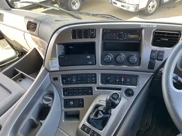 日産UD クオン 大型 ウイング パワーゲート ハイルーフの中古トラック画像16