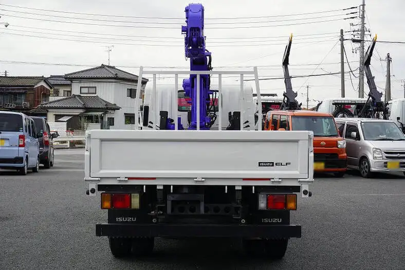 いすゞ エルフ 小型 クレーン付 4段 ラジコンの中古トラック画像3