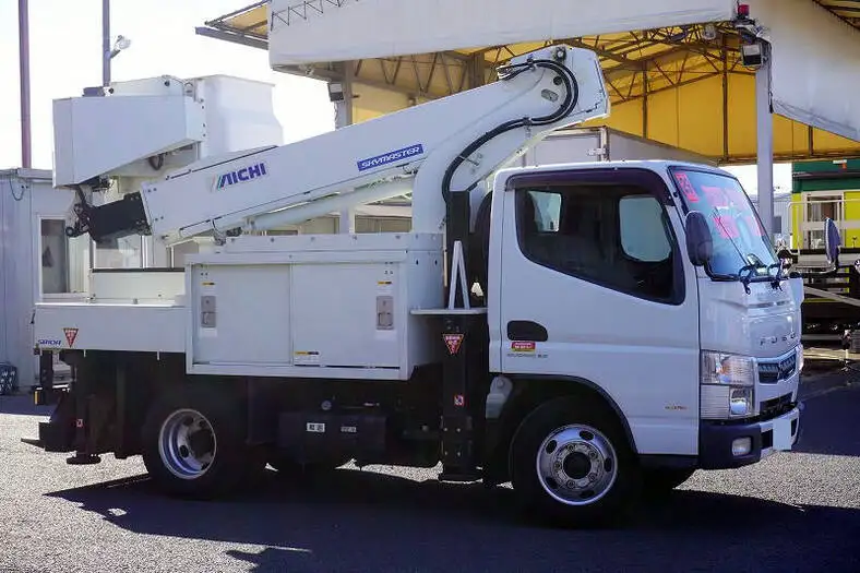 三菱 キャンター 小型 高所・建柱車 高所作業車 電工仕様の中古トラック画像2