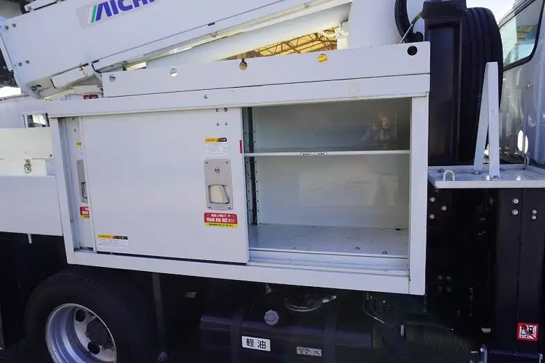 三菱 キャンター 小型 高所・建柱車 高所作業車 電工仕様の中古トラック画像10