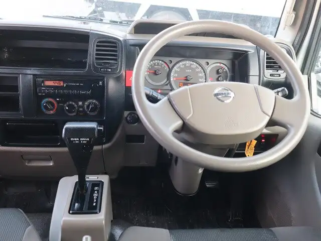日産 アトラス 小型 平ボディ Wキャブ パワーゲートの中古トラック画像14